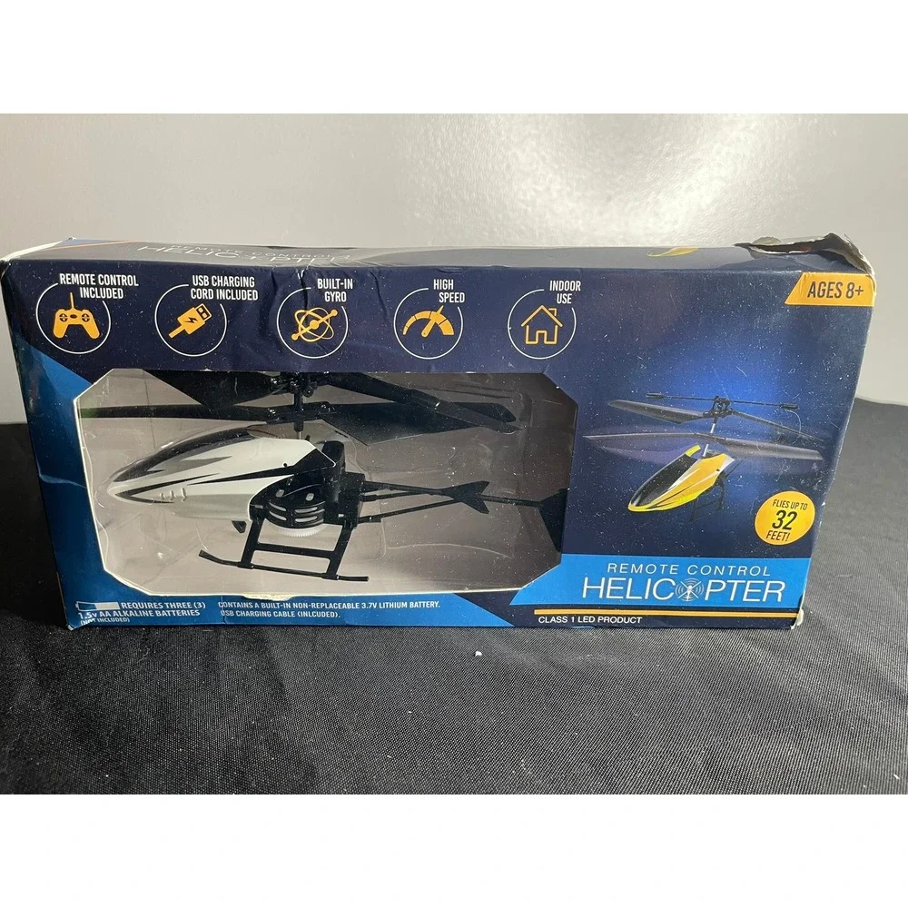 Well Played Toys Remote Control Helicopter White Black Built-in Gyro 24758 New